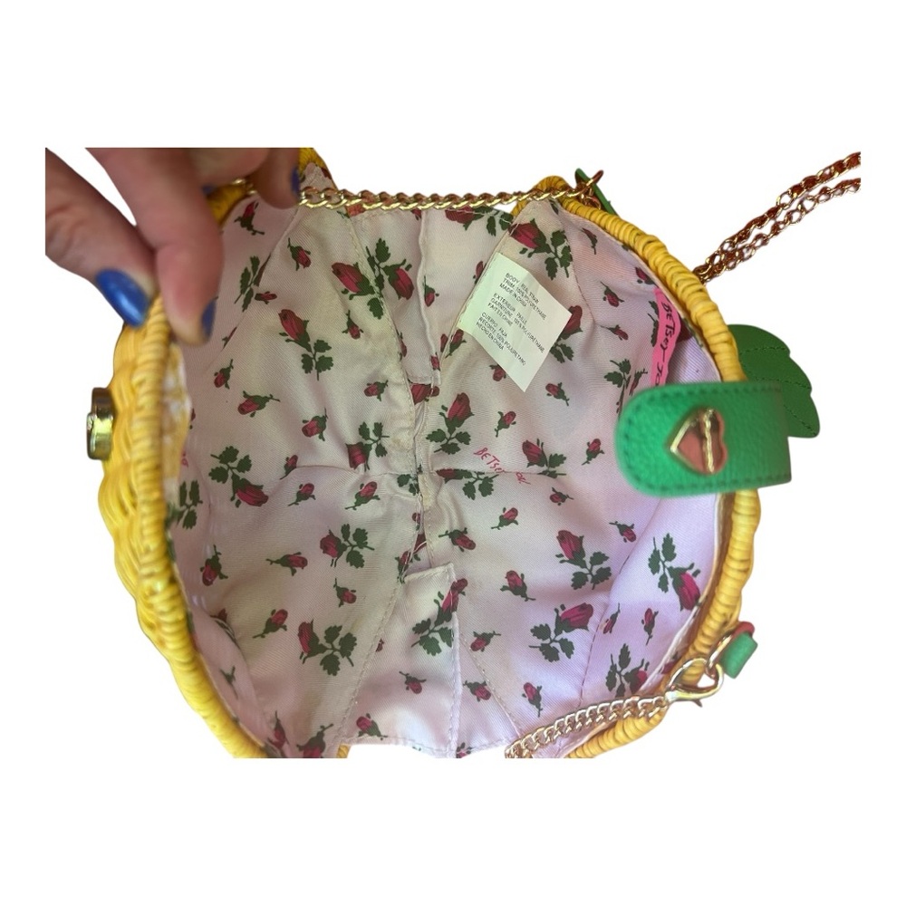 Betsey Johnson Woven Yellow And Green Crossbody B… - image 5